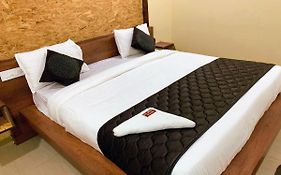 Hotel Annai Bay